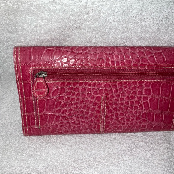 Wallet, Liz Claiborne Pink Croc Embossed - Picture 5 of 6